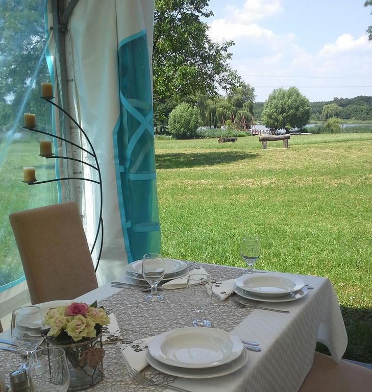 Korona Szallo Hotel Nagykanizsa Buitenkant foto