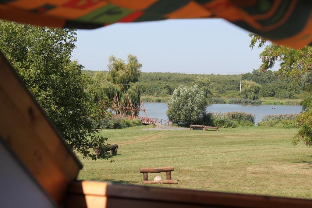 Korona Szallo Hotel Nagykanizsa Buitenkant foto